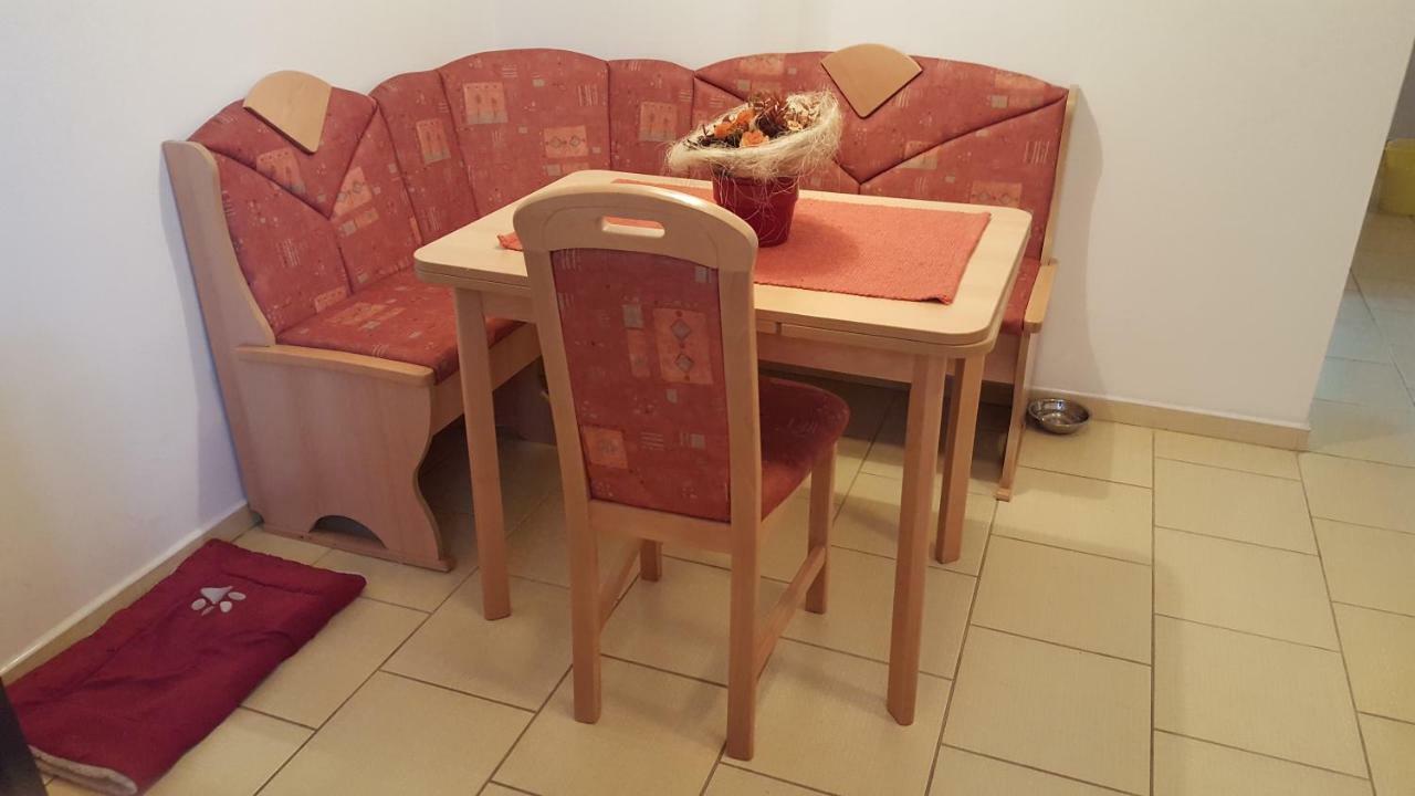 Apartman Срни Экстерьер фото