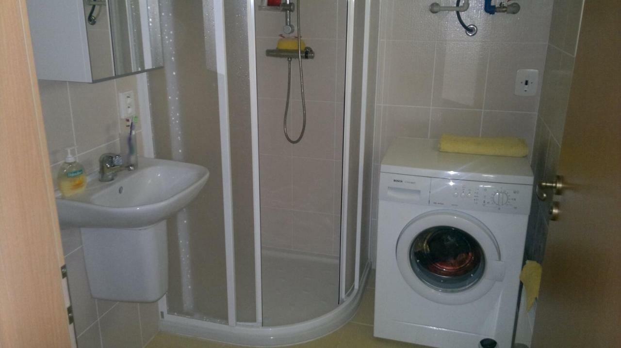 Apartman Срни Экстерьер фото
